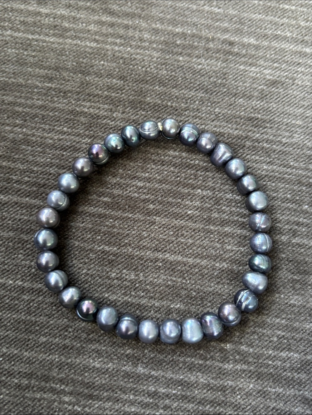 Lustrous Dark Black Pearl Stretch Bracelet